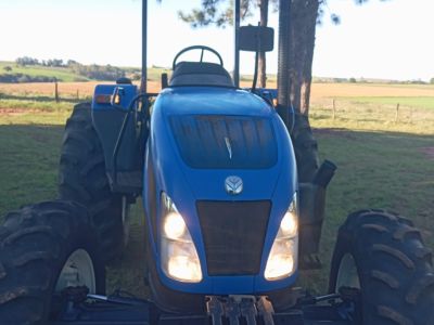Trator TL75e 2015