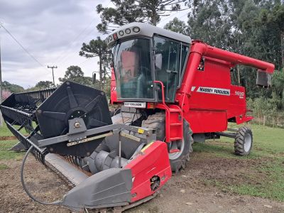 Colheitadeira Massey Ferguson 5650